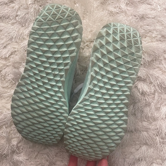 Nobull Women's Allday Ripstop mint white sneaker size 7 - Picture 6 of 6
